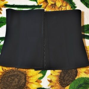 Waist trainer (YIANNA)